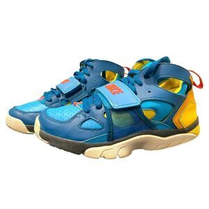 Nike Air Trainer Huarache Green Abyss Blue
Lagoon GS Size 5.5 Youth Women 7